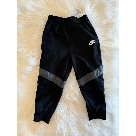 Nike Other - Boys Nike joggers size 24m EUC‎